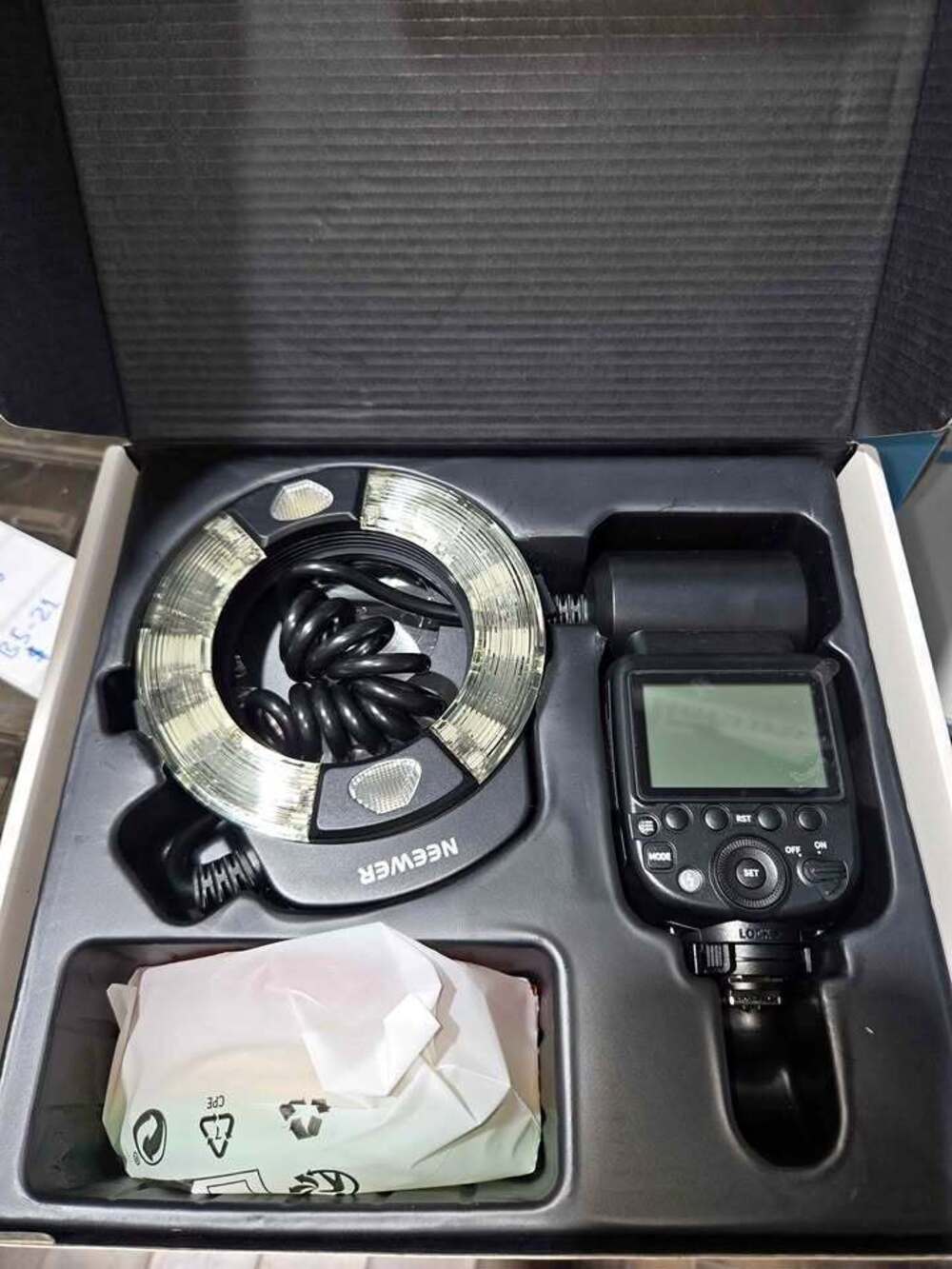 NEEWER RF1-C Marco Ring Flash Compatible with Canon, 76Ws GN15 5600K E-TTL Ring